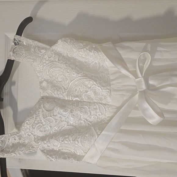 Girls Dress - Picture 4 of 6